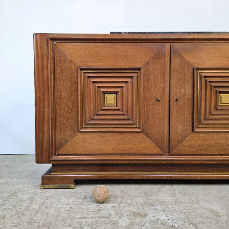 Large oak and brass sideboard, Maxime Old style. Alternate view